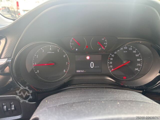Van OPEL Corsa F Edition
