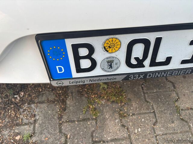 Van OPEL Corsa F Edition