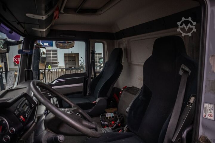 Crane MAN TGS 35.440 BL - PK 33002/8xhydr.