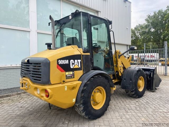 Wheel loader Caterpillar 906 M    2018