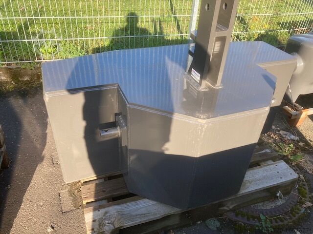 Parts & accessories  Frontgewicht 2.000 Kg