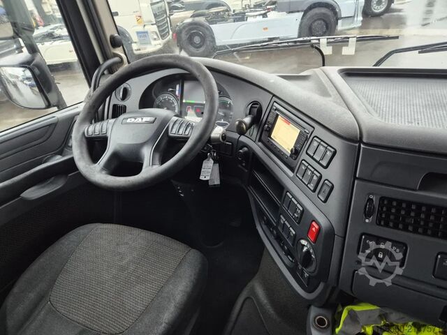 Standard-Traktor DAF XF 460 FT SPACE CAB