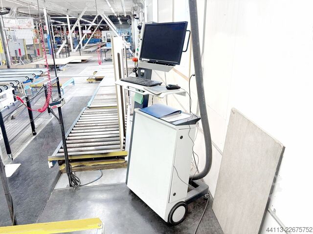 C.N.C. WORKING CENTER 3 axes. BIESSE Skipper 130