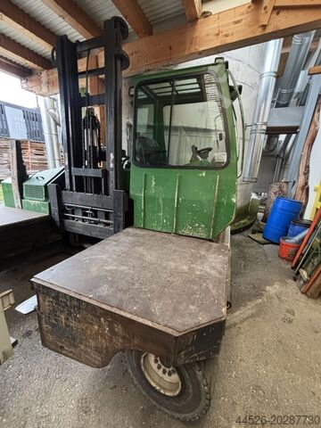 Four-way side loader Combilift C5000