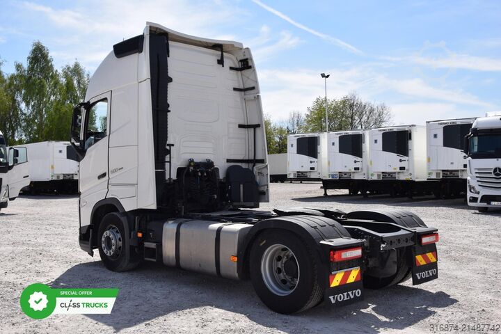 Standard tractor unit VOLVO FH 500 Globetrotter XL