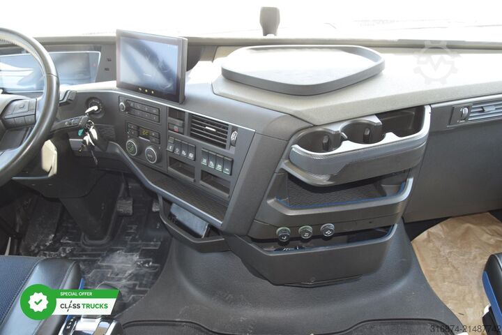 Standard tractor unit VOLVO FH 500 Globetrotter XL