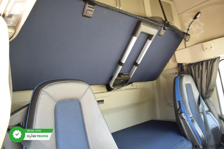 Standard tractor unit VOLVO FH 500 Globetrotter XL