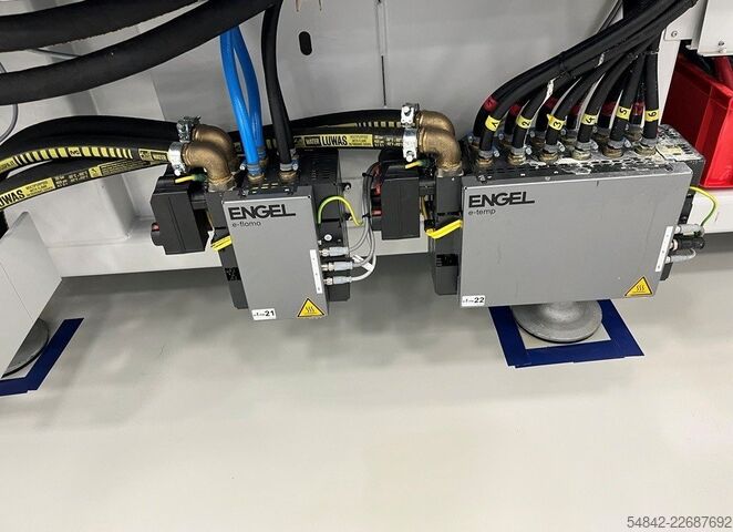 Injection molding machine ENGEL e-motion 440-160 T