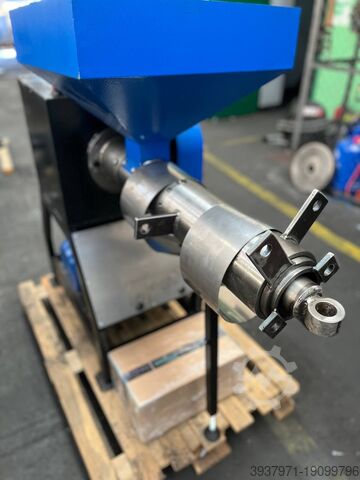 Oil press Peletto WT-150