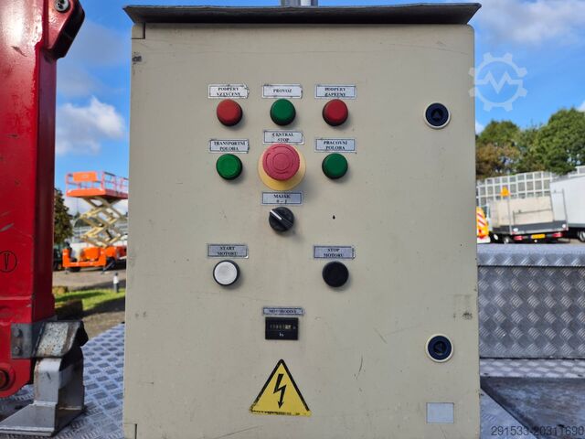 Vehicle with work platform Mercedes-Benz Atego 918 4X4 / LIFT 18M / 1 OWNER