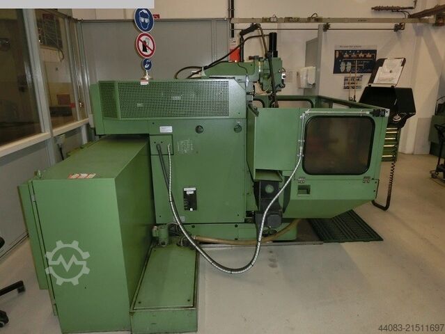 Tool Room Milling Machine - Universal DECKEL FB4A