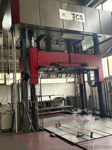 Formenprüfpresse TCS 300