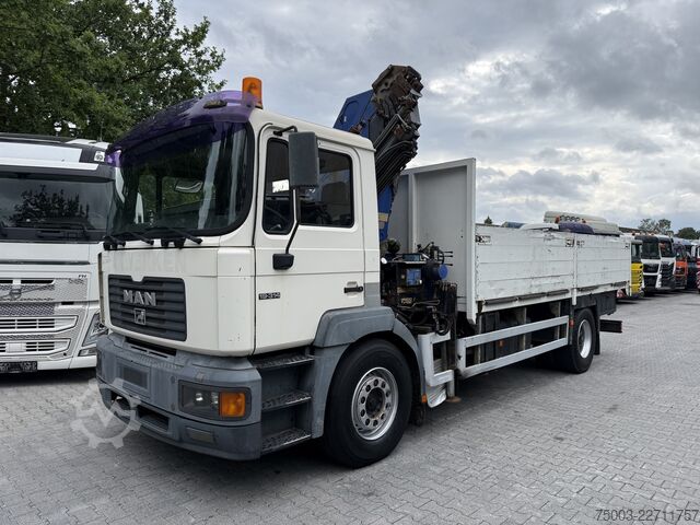 Autokran MAN F2000 19.314 Kran HMF 2000 bis 23 Meter