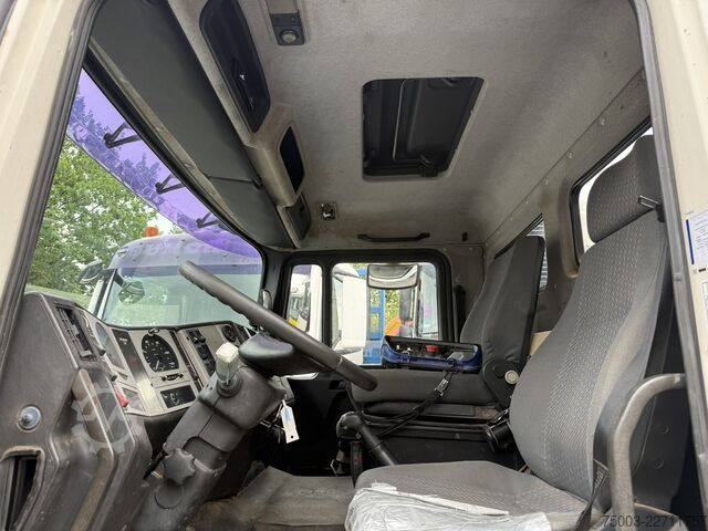 Autokran MAN F2000 19.314 Kran HMF 2000 bis 23 Meter