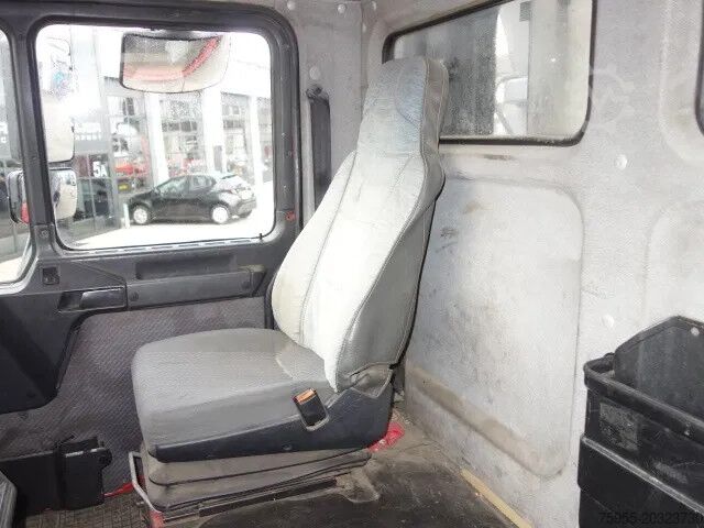 Tipper MAN FE 410 8x4 kipper,manual feulpomp,steel kipper