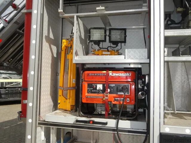 Fire engine Mercedes-Benz Actros 1831 4X4 ZIEGLER BOMBEROS POMP,2500 L TANK
