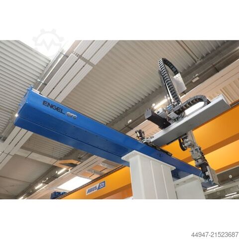 Spritzgießmaschine ENGEL DUO 3550/650