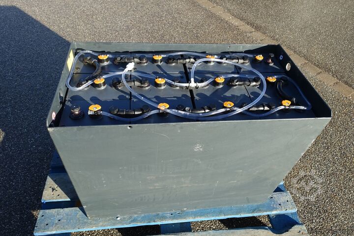 Hochhubwagen STILL Staplerbatterie 24V 7PzS875 Ah C-5 51%