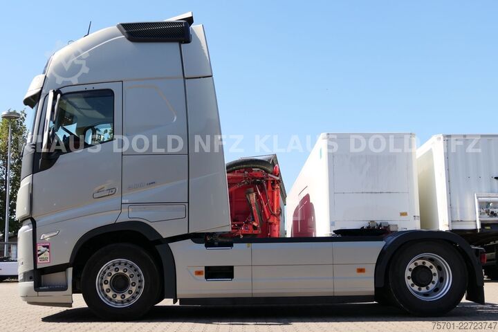 Standard tractor unit VOLVO FH 500 Globetrotter 2-Tanks Euro 6