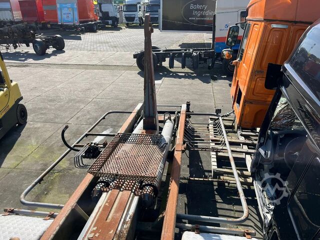 Fahrgestellteil AJK Haakarm Chassis Type NHS20-5760