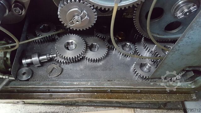 Gear milling machine Liebherr L 301