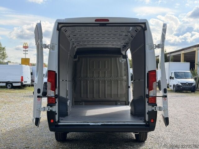 High-roof long-wheelbase panel van Peugeot Boxer Kasten 435 L4H2  180 AUT/NAvi/PDC