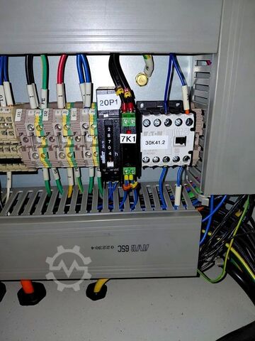 Vertikales Bearbeitungszentrum SPINNER VC 560