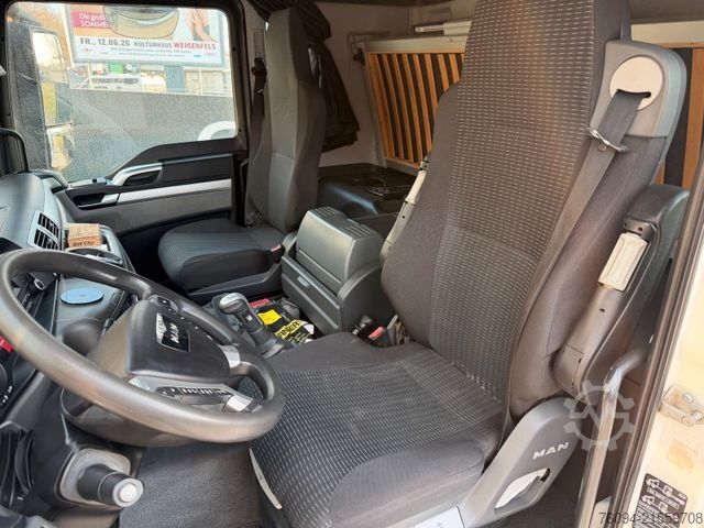 Autokran MAN TGS 18.440 4x4 Kran 21m Seilwinde Greifer Funk