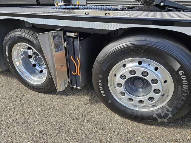 Standard-SZM DAF XF 530 8x2 / HMF 9520 K8 / NIEUW!
