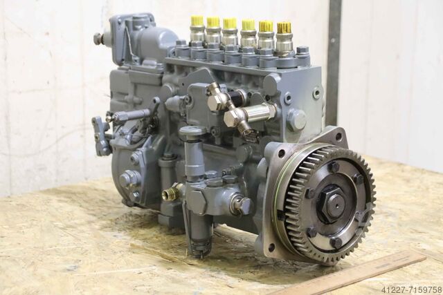 Einspritzpumpe Dieselmotor 6 Zylinder Bosch PES6R120/720LV RQV300-900 RV