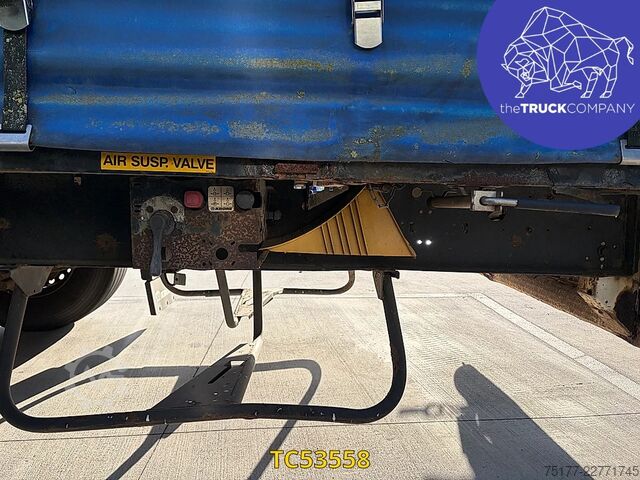 Sliding tarpaulins Krone 