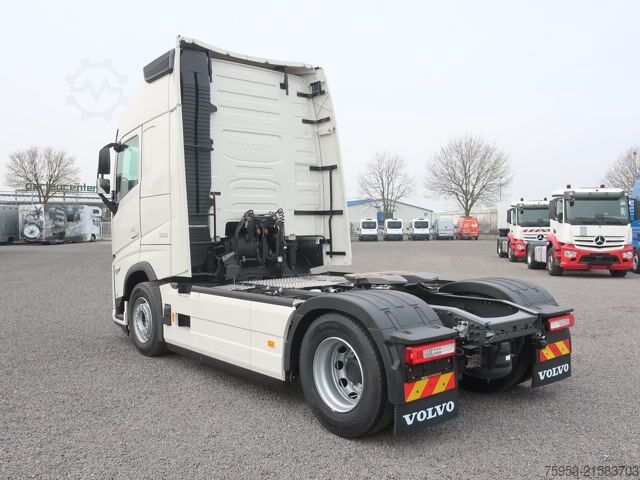 Standard SZM Volvo FH 500 Aero Eur 6 Globetrotter XL Retrader Leder