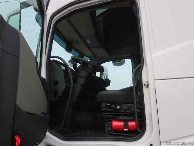 Standard SZM Volvo FH 500 Aero Eur 6 Globetrotter XL Retrader Leder