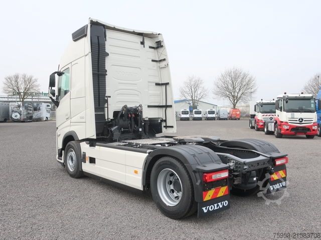 Standard SZM Volvo FH 500 Aero XL Euro 6 Leder Retarder Mikrowelle