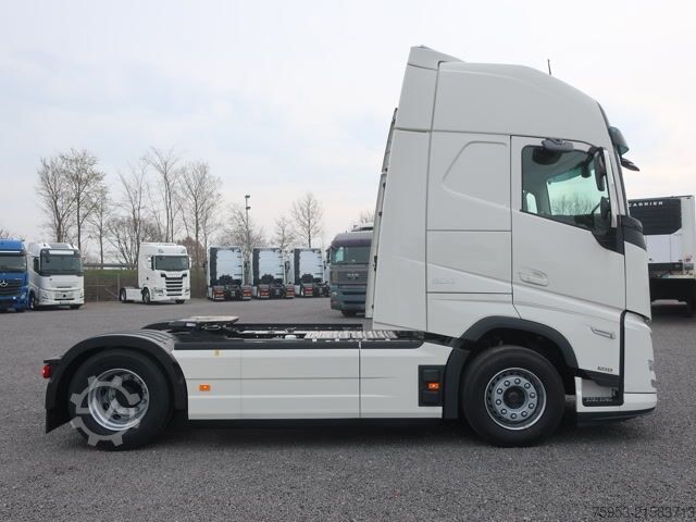 Standard SZM Volvo FH 500 Aero Euro 6 XL Retarder Leder Mikrowelle