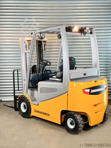 Elektro 4-Rad Jungheinrich EFG S30s - Service Neu - 4734 Std. - Batterie 90%