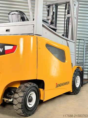 Elektro 4-Rad Jungheinrich EFG S30s - Service Neu - 4734 Std. - Batterie 90%