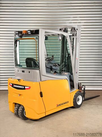 Elektro 4-Rad Jungheinrich EFG 220 - Service Neu - nur 4413 Std. Batterie 81%