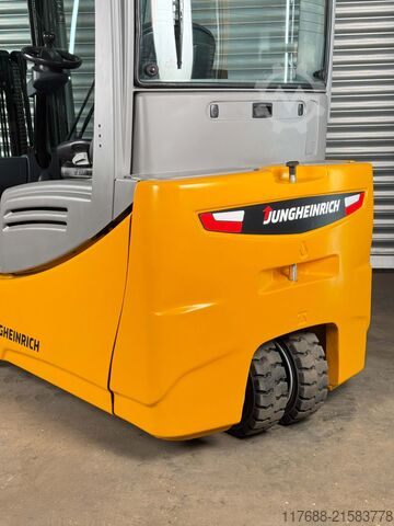 Elektro 4-Rad Jungheinrich EFG 220 - Service Neu - nur 4413 Std. Batterie 81%