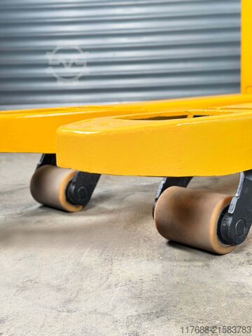 Niederhubwagen-Mitfahrer Jungheinrich ERE 120 - Service Neu -nur 672 Std. - Batterie 90%