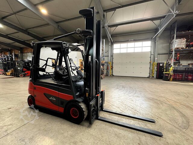 Frontstapler Linde E 30 L [ID: 114]