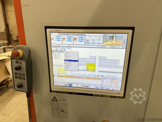 Vertical CNC machining center Holz-Her Evolution 7405