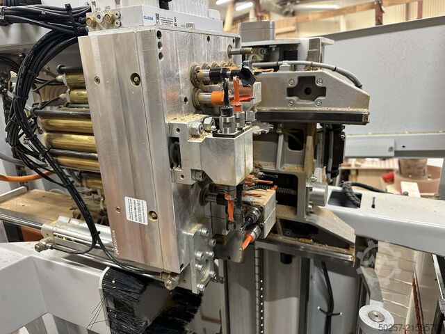 Vertical CNC machining center Holz-Her Evolution 7405