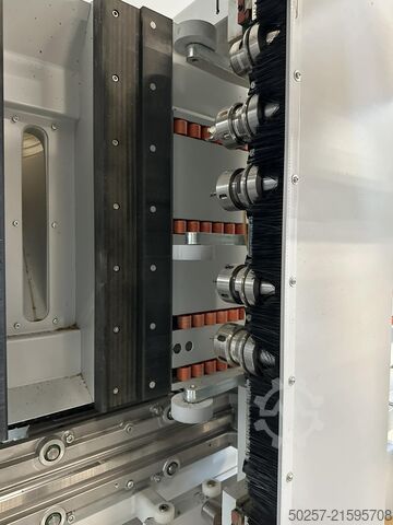 Vertical CNC machining center Holz-Her Evolution 7405