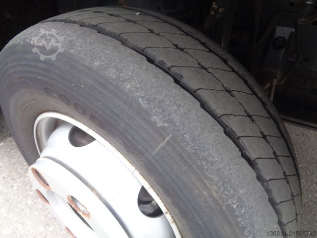 LKW mit Getränkeaufbau MERCEDES-BENZ Atego 1223 L 5,8 M Schwenkwand RFK Spurassi