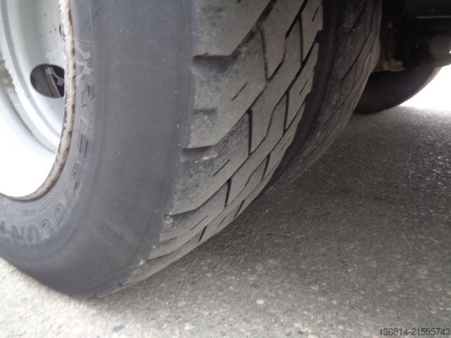 LKW mit Getränkeaufbau MERCEDES-BENZ Atego 1223 L 5,8 M Schwenkwand RFK Spurassi