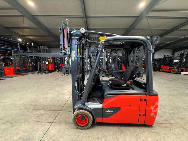 Frontstapler Linde E 20L [ID: 149]