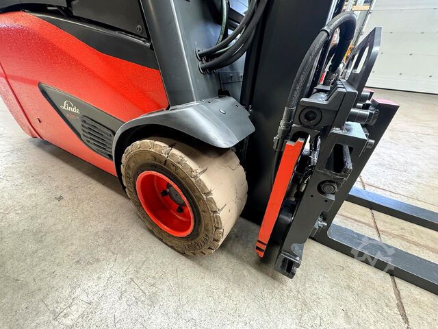 Frontstapler Linde E 20L [ID: 149]