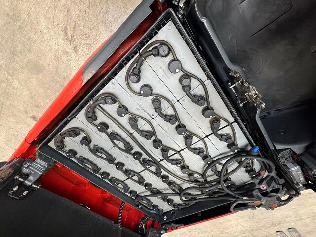 Frontstapler Linde E 20L [ID: 149]