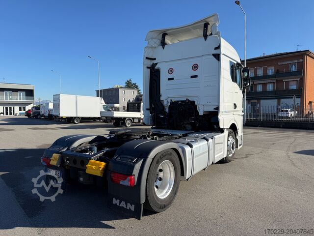 Standard road tractor MAN TGX 18.510